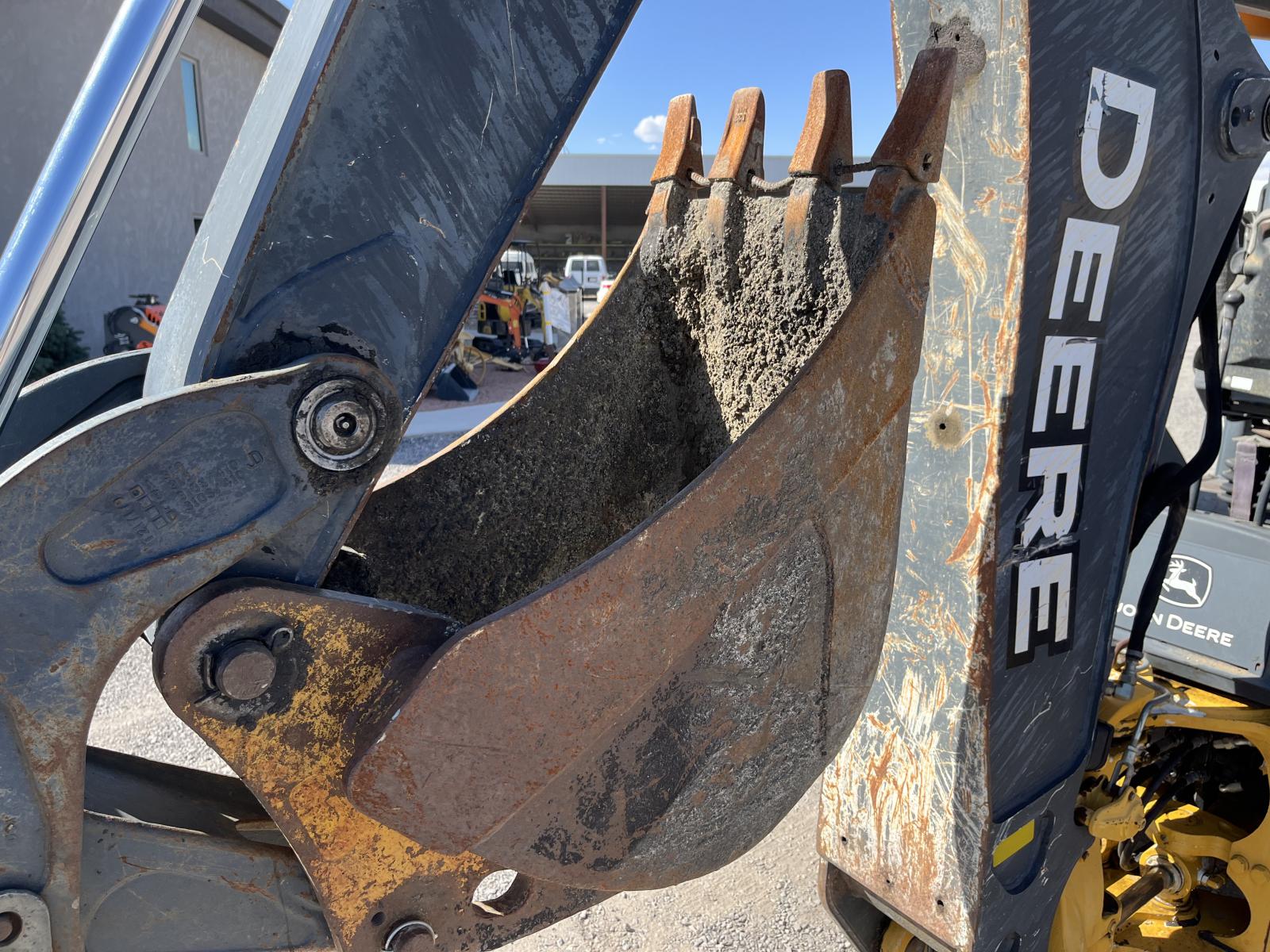 ./imagenes/INVOICE/2019/17656/RETROEXCAVADORA JOHN DEERE 310J (14).JPG